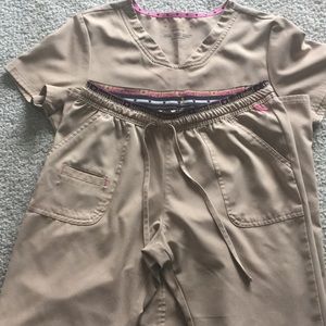 XS Petite Tan HeartSoul scrub set